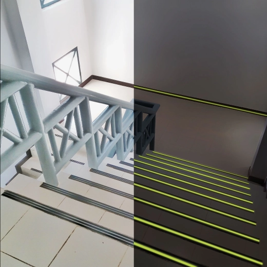 Bandă adezivă antiderapantă fosforescentă 5 m × 50 mm, neagră