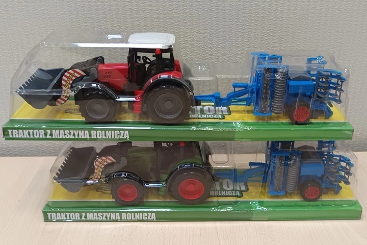 Tractor Gazelo cu utilaj agricol