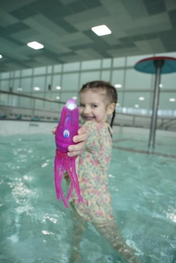 Jucărie roz pentru apă Squiddy