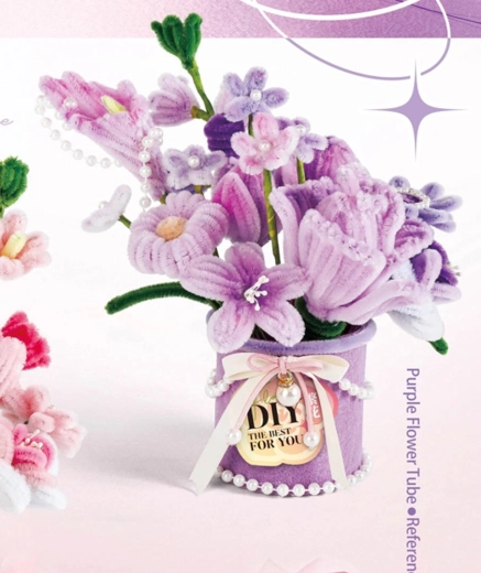 Set de flori moi pentru realizarea unui buchet mov (DIY)