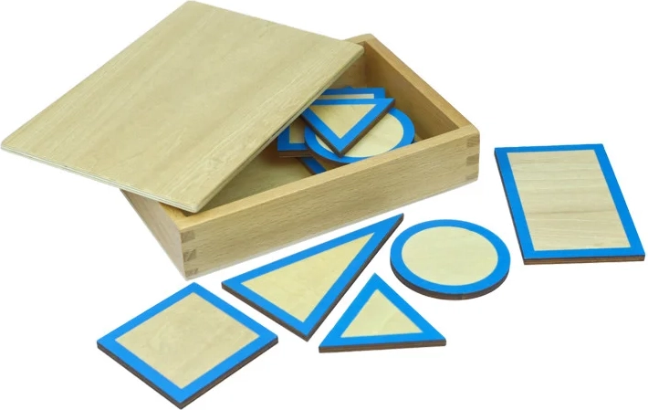 Moyo Montessori baze pentru corpuri geometrice cu cutiuță