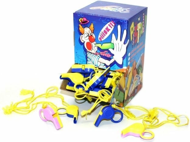 Fluier din plastic pe şnur