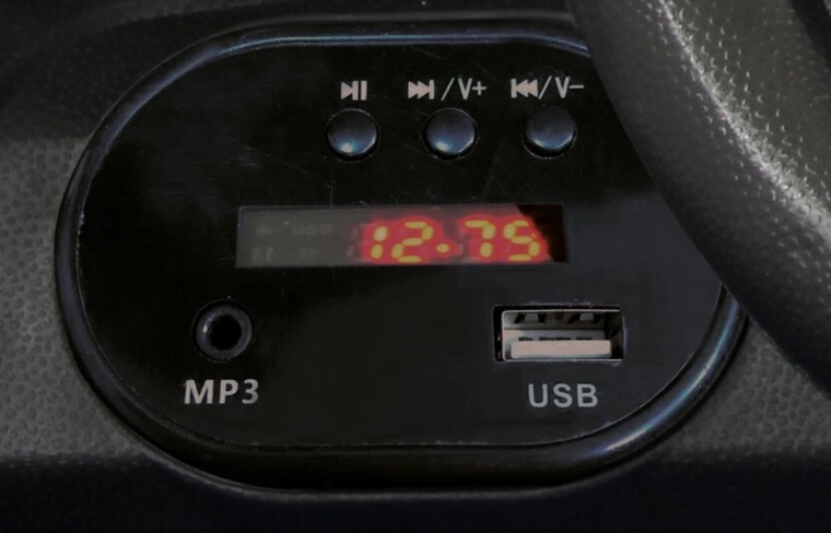 Jamara Audi TT RS vehicul electric pentru copii ride-on cu soundboard