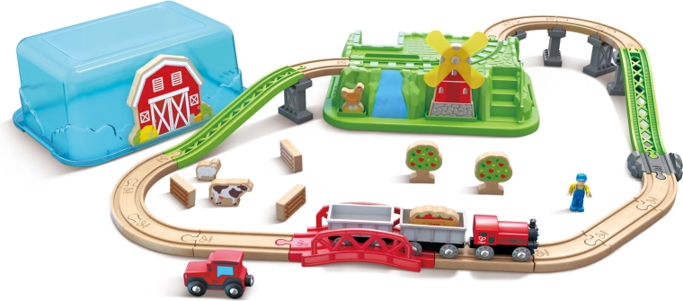 Set de cale ferată în cutie, tren în natură