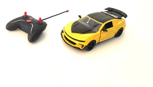 Mașină RC sport roșie