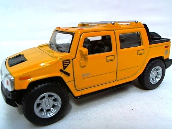 Mașină de teren Hummer H2 (model 1:40) - 1 bucată