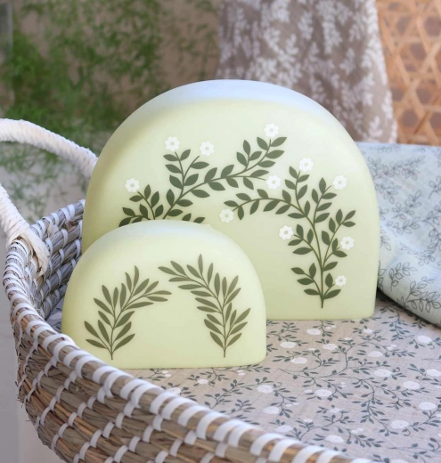 A Little Lovely Company lampă de noapte mică – Semilună