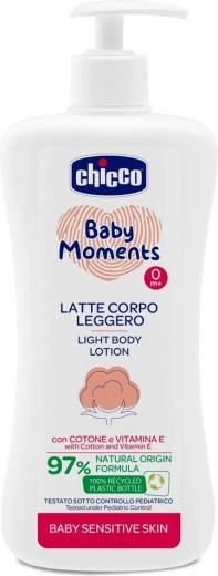 Chicco Baby Moments Sensitive lapte de corp cu dozator 500 ml