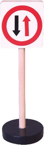 Semn rutier din lemn – prioritate pentru vehiculele din sens opus BABU