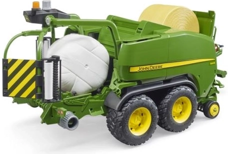 Presă de balotat JOHN DEERE de la BRUDER