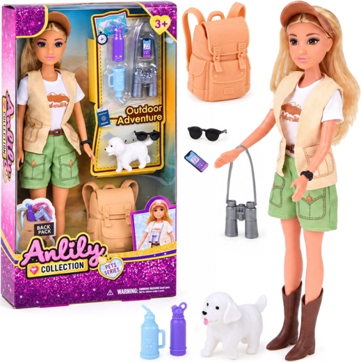 Anlily călătoare cu cățeluș și accesorii pentru drumeții