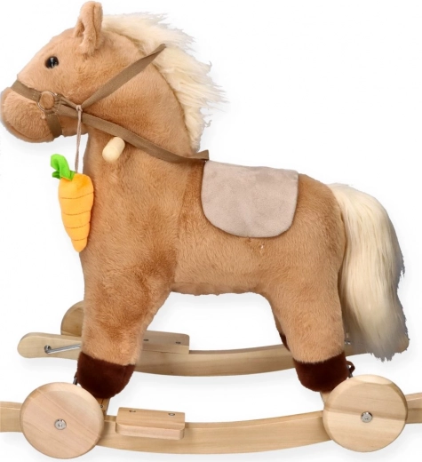 Căluț balansoar cu morcov