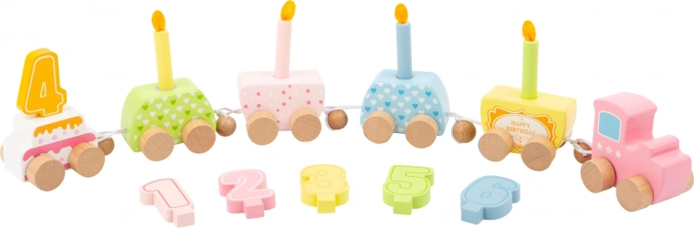 Trenulet aniversar din lemn cu numere și lumânări