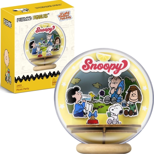 Puremind model 3D din lemn SNOOPY PEANUTS – picnic în parc în sferă transparentă