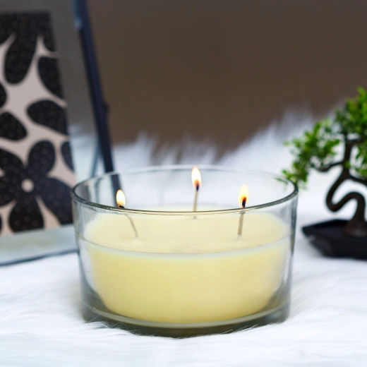 Lumânare parfumată cu aromă de vanilie 350 g