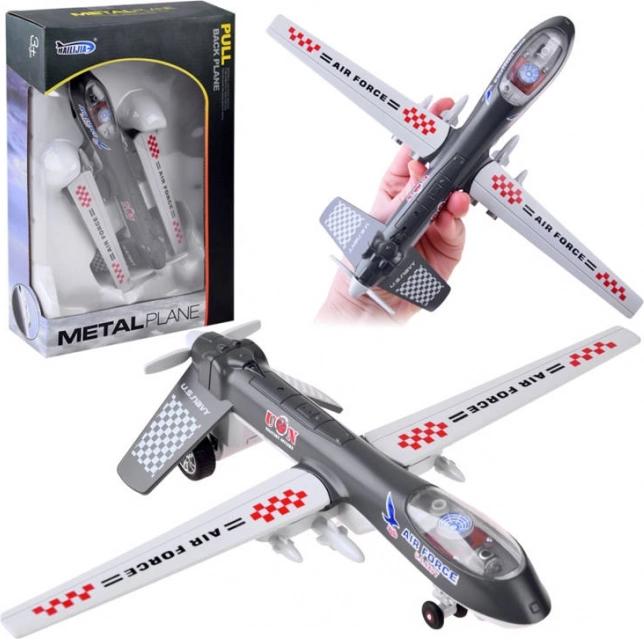 Dron militar metalic cu sunet