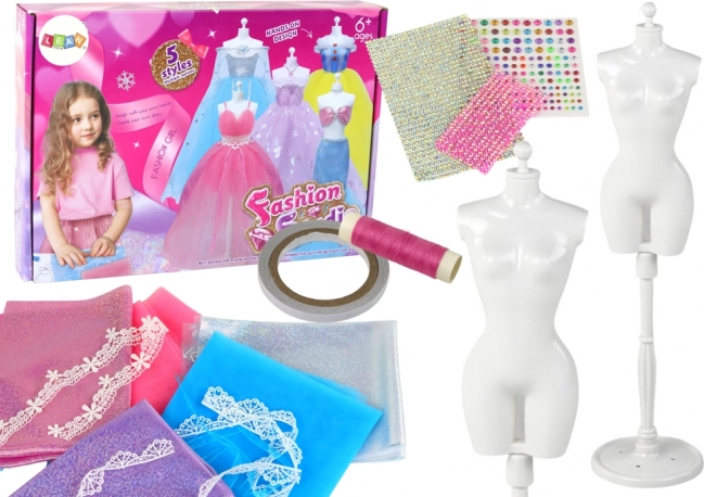 Set creativ pentru realizarea rochiilor pentru păpuși