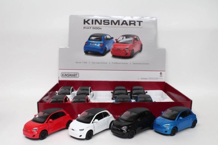 Model auto Fiat 500e 1:28 cu propulsie (12 buc. în display de vânzare)