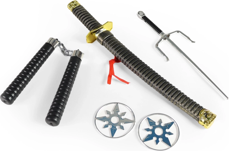 Set ninja cu pumnal și accesorii