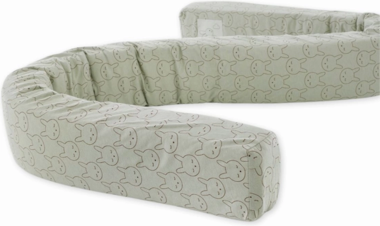 Protecție tip șarpe pentru pătuț Träumeland, Kuschelhase verde