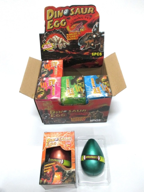 Ou cu dinozaur care crește