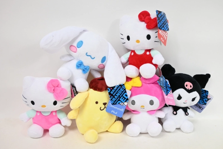 Hello Kitty din pluș 18 cm