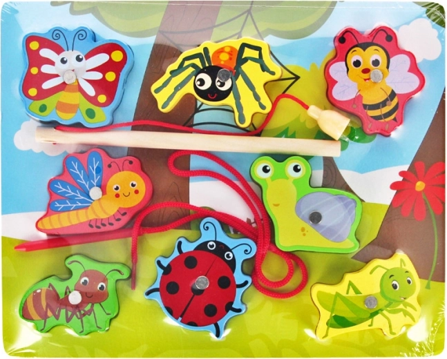 Puzzle din lemn cu tematică de insecte