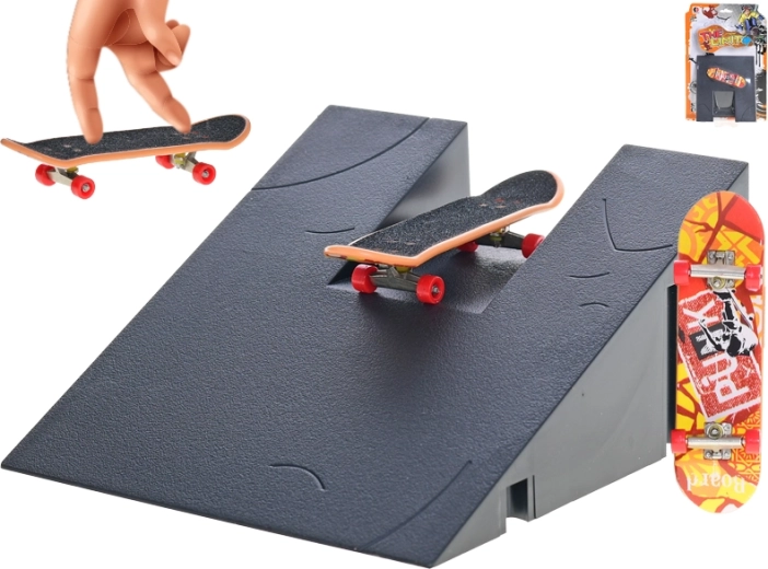 Skateboard degetar 9,5 cm cu rampă – set metalic și din plastic pentru copii