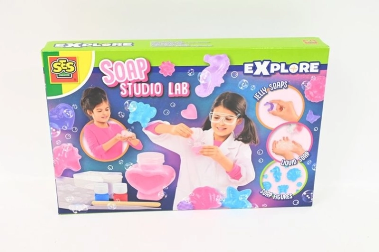 SES Creative Studio lab – fabricarea săpunurilor