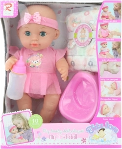 Bebeluș cu sunete și care face pipi, cu accesorii