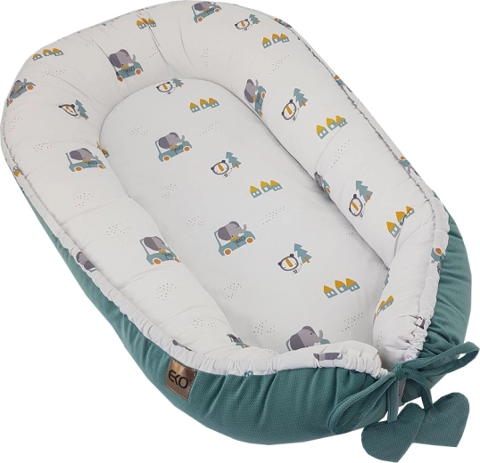 Cuib EKO pentru bebeluș velvet Cars 90 × 60 cm