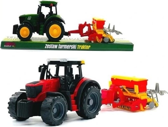 Tractor cu utilaj agricol
