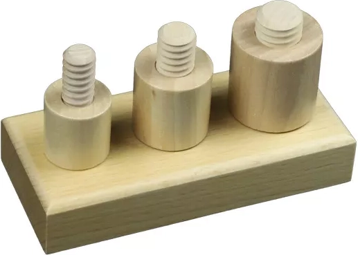 Șuruburi și piulițe din lemn Montessori