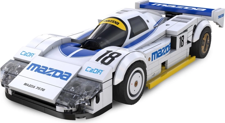 CaDA Mazda 787B kit de construcție al unei mașini de curse albe la scara 1:24