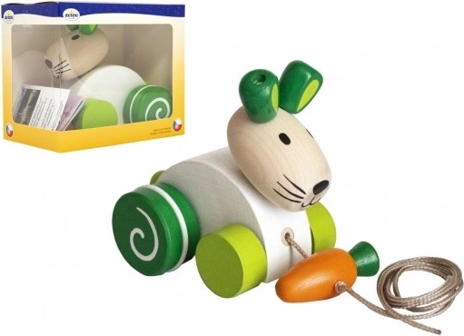 Iepuraș din lemn de tras cu morcov pentru primii pași