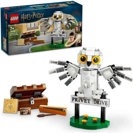 LEGO Harry Potter Hedwig pe Privet Drive