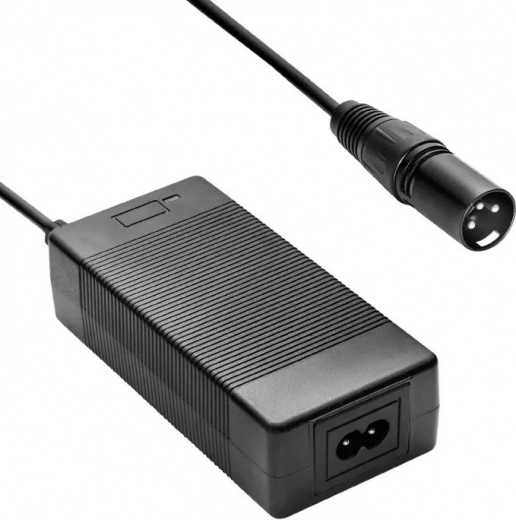 Încărcător Akyga pentru vehicule electrice