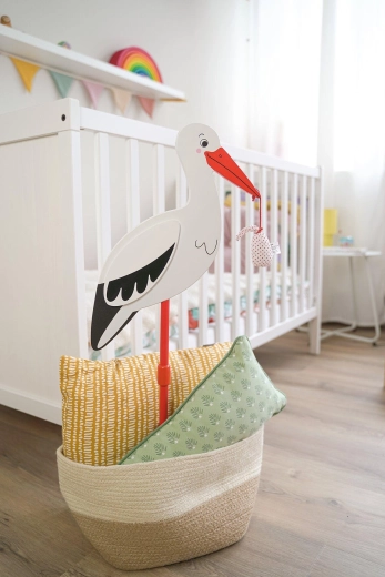 Țepușă decorativă – barză cu bebeluș în șal XL – 1 bucată