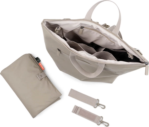 Done by Deer rucsac pentru schimbat scutece, bej nisipiu