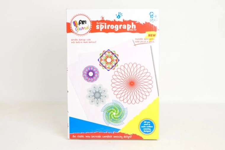Set creativ Spirograf pentru desenarea modelelor geometrice