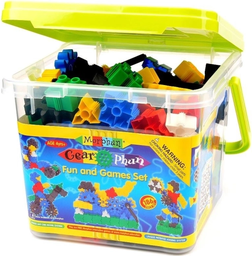 Cutie practică pentru drum și pentru clasă