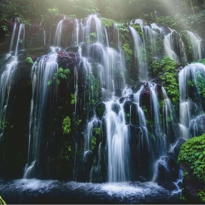 Puzzle Ravensburger Waterfall Retreat Bali 3000 piese
