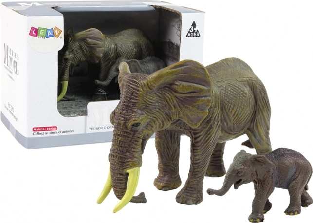 Set de 2 figurine elefanți – elefant și pui, Animalele lumii