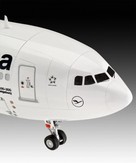 Model avion Airbus A330-300 Lufthansa