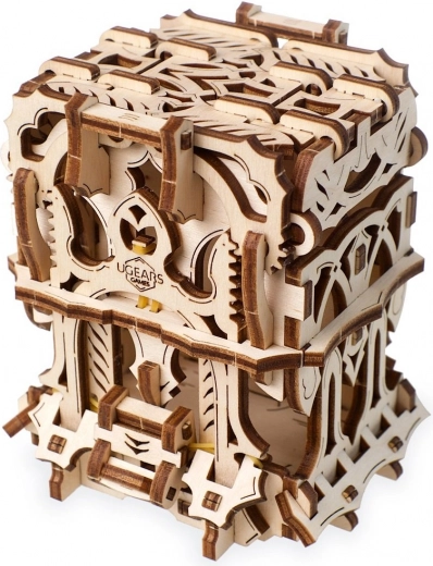 Design ornamental din placaj natural