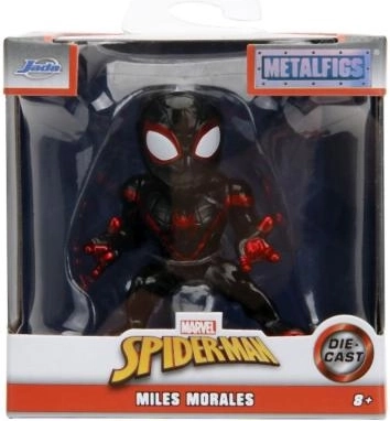 Construcție metalică cu lac detaliat