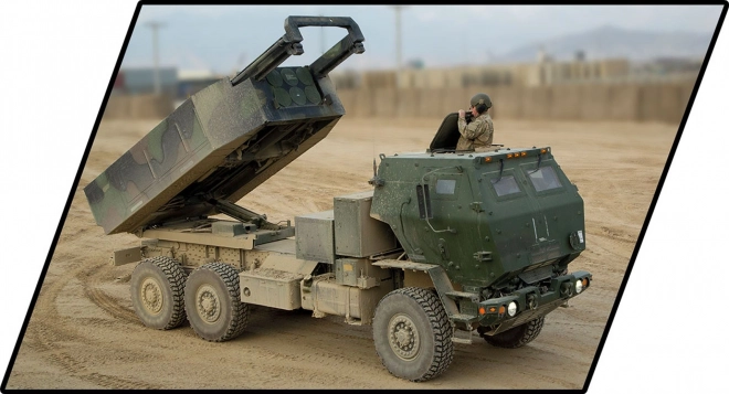 Set de construcție Himars cu 604 piese