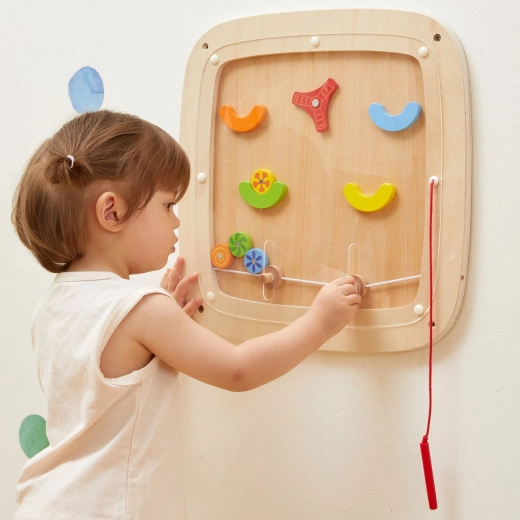 Montaj pe perete pentru economisirea spațiului și joc sigur