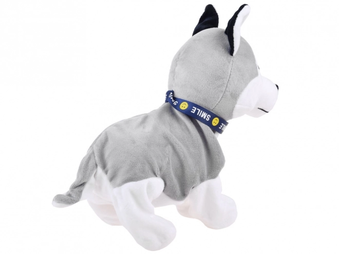 Pui interactiv Husky care reacționează la atingere