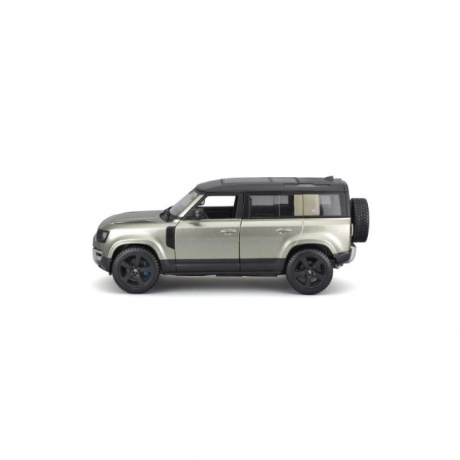 Mașină metalică Land Rover Defender 110 Bburago 1:24 Verde